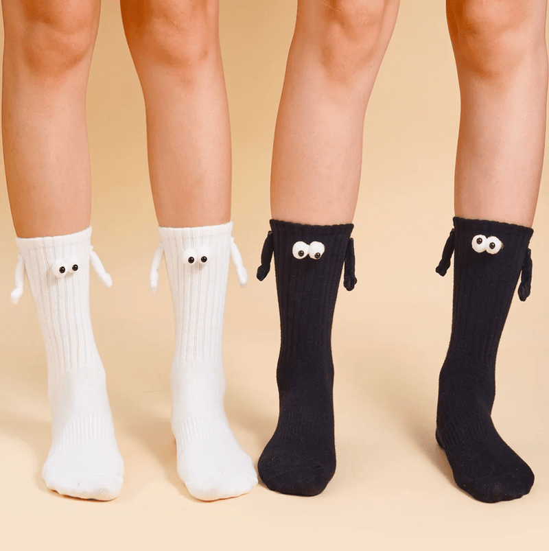 Holding Hands Socks Magnetic Hand Socks Funny Big Eye Socks for Couples Friends