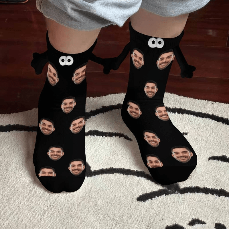 Custom Face Multicolor Magnetic Holding Hands Socks Suction Funny Big Eye Socks